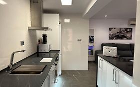 Apartamento Espacioso De Diseno A 3 Min Renfe.